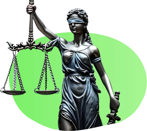 Estátua da justiça com venda nos olhos e seta verde de crescimento